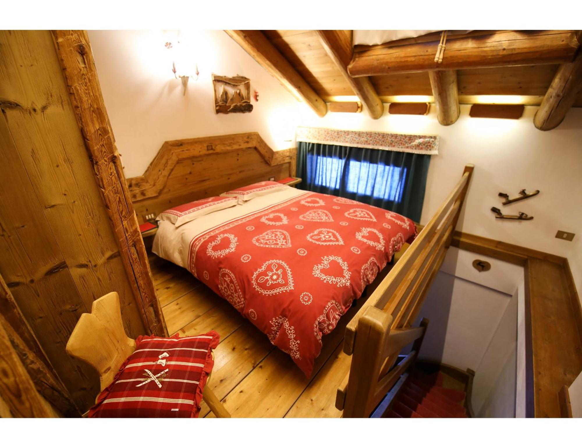 Cristallo & Faloria Suite Apartments Cortina dʼAmpezzo Extérieur photo